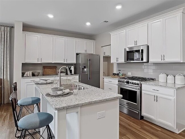 Building Photo - 1341 Elderwood Way