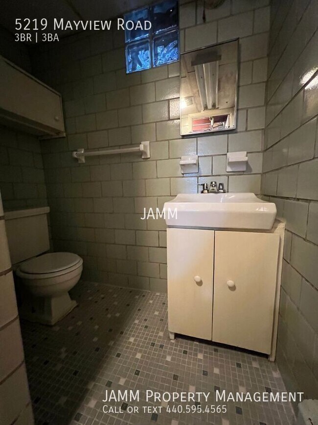 Building Photo - 5219 Mayview Rd