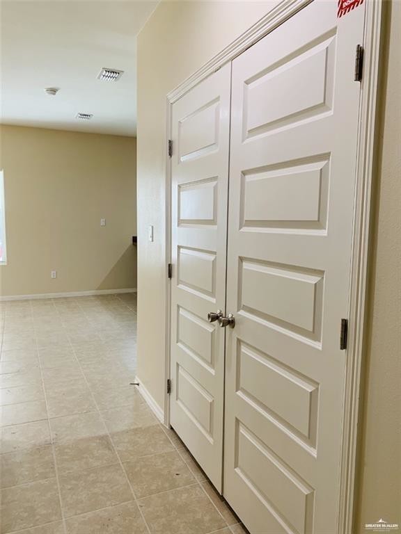 Building Photo - 7 E St