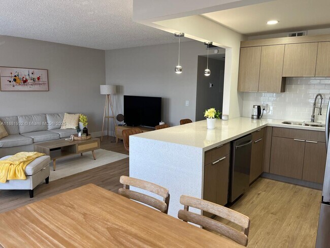 Building Photo - 13255 SW 9th Ct