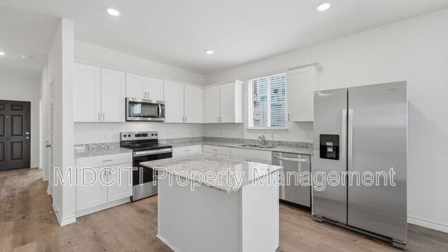 Building Photo - 966 Bluegrass Pt
