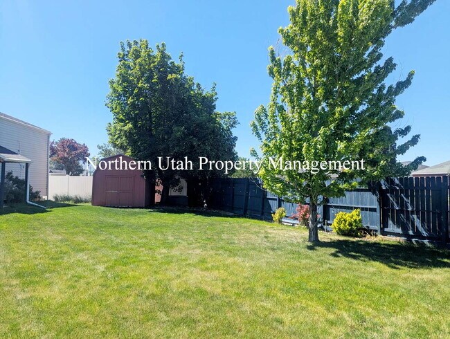 Building Photo - 4 Bed, 2 Bath HVAC