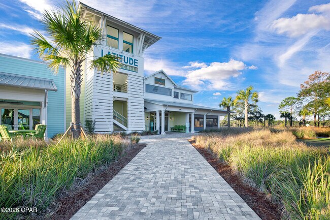 Building Photo - 9348 Daydream Dr