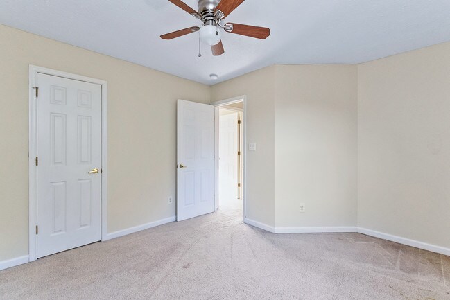 Building Photo - 712 Spruce St