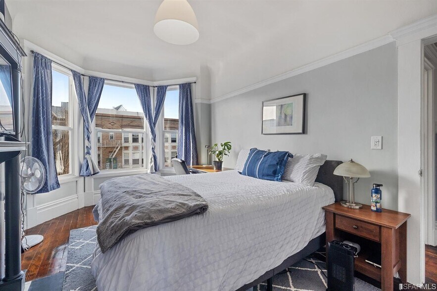 Building Photo - 1058 Divisadero St