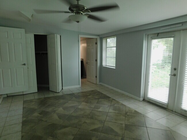 master bedroom - 4173 Highland Loop