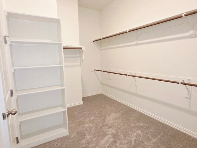 Building Photo - 2222 Vigilance Ct