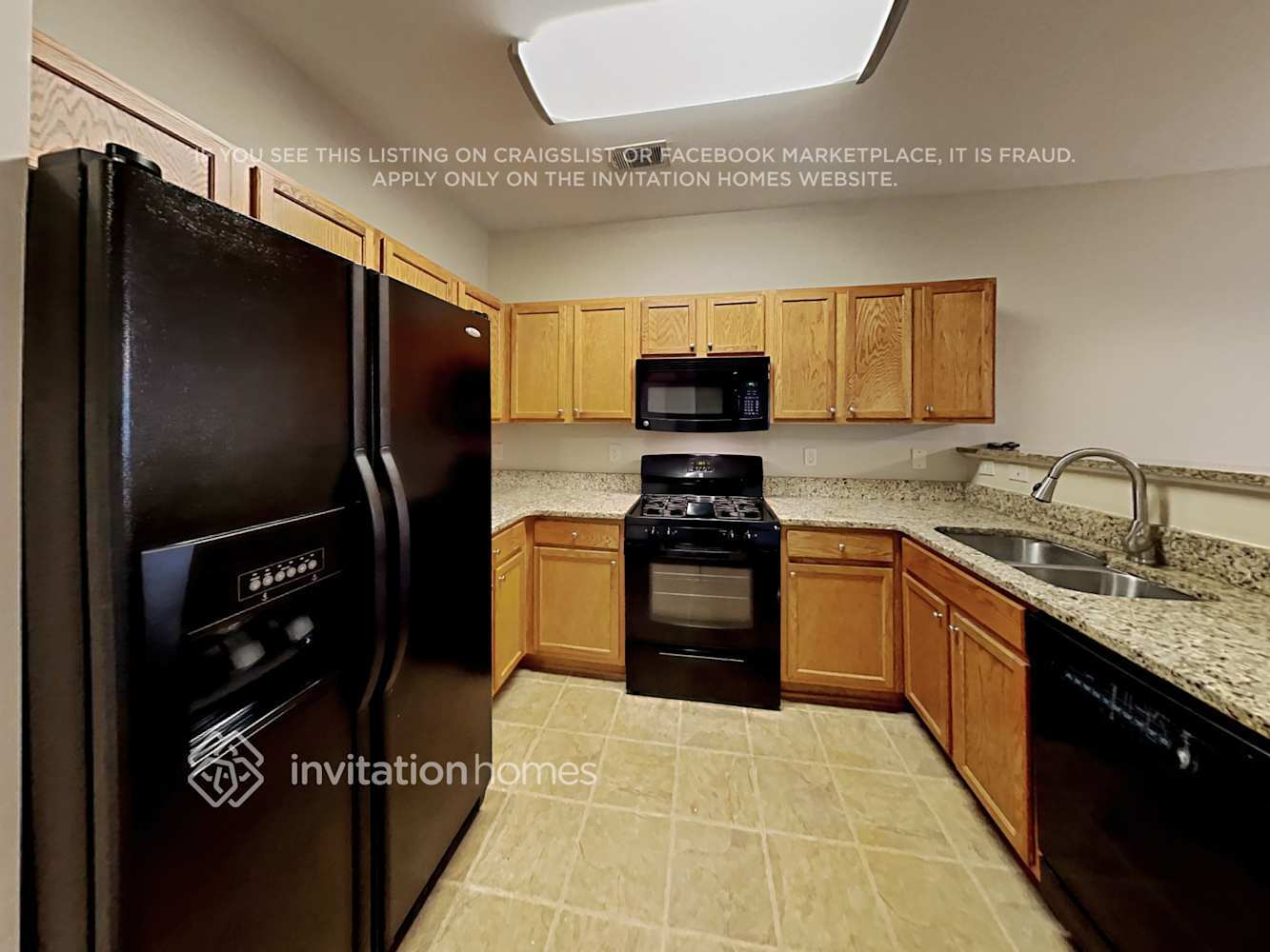 Building Photo - 3041 Leatherleaf Tr