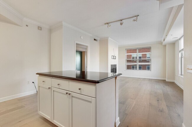Building Photo - Professionally Managed and Updated// 2 Bedroom 2 bathroom Condo// Logan Circle! // Garage Parking...
