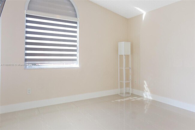 Building Photo - 13901 SW 161 Terrace