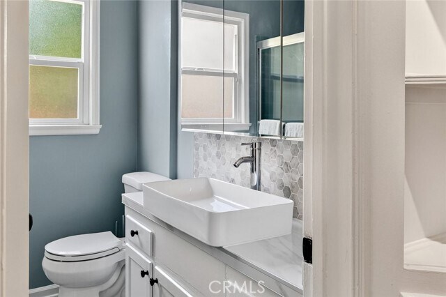 Building Photo - 12543 Hartland St