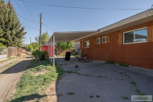 Building Photo - 947 Cassia Ave