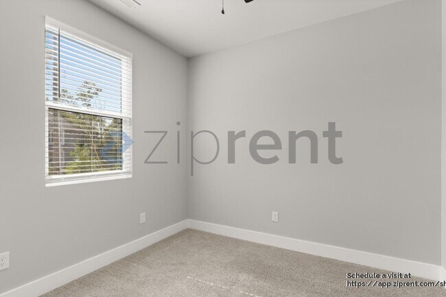 Building Photo - 106 Snyder Ct NE
