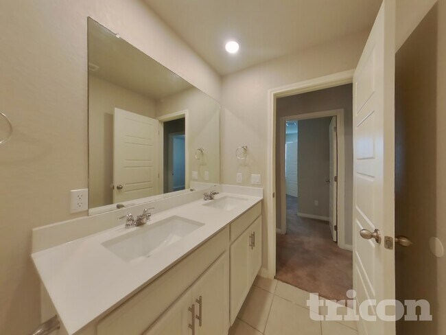 Building Photo - 13532 Emerson Wy