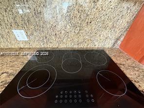 Building Photo - 8435 Crespi Blvd