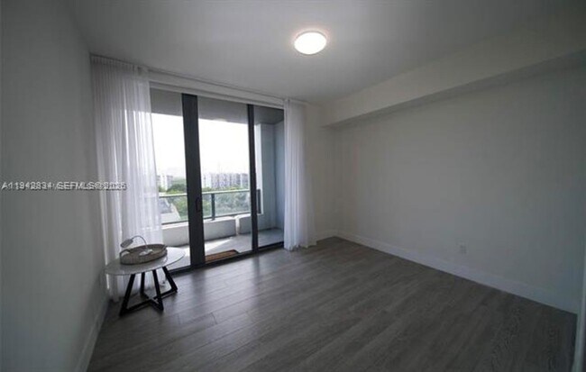 Building Photo - 2960 NE 207th St