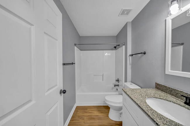 Building Photo - 7216 Antoinette Cir