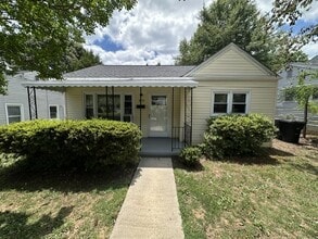 Building Photo - 373 Juless St