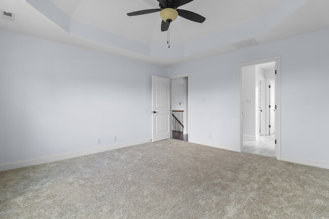 Building Photo - 2588 Hattington Dr