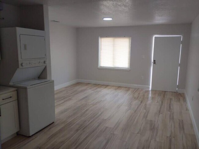 Building Photo - 2119 Mara Ct