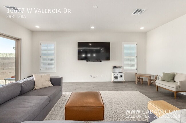 Building Photo - 16677 W Valencia Dr