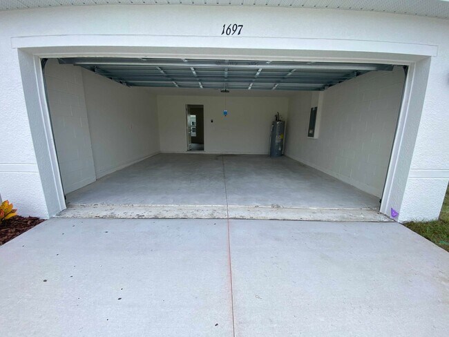 Building Photo - 1697 Minnesota Rd