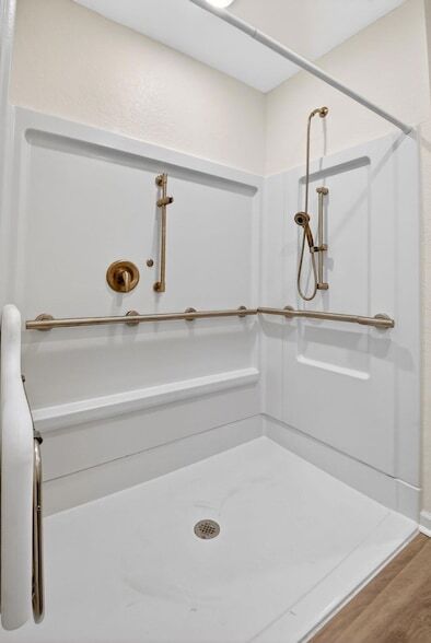 Building Photo - 857 W 3rd St