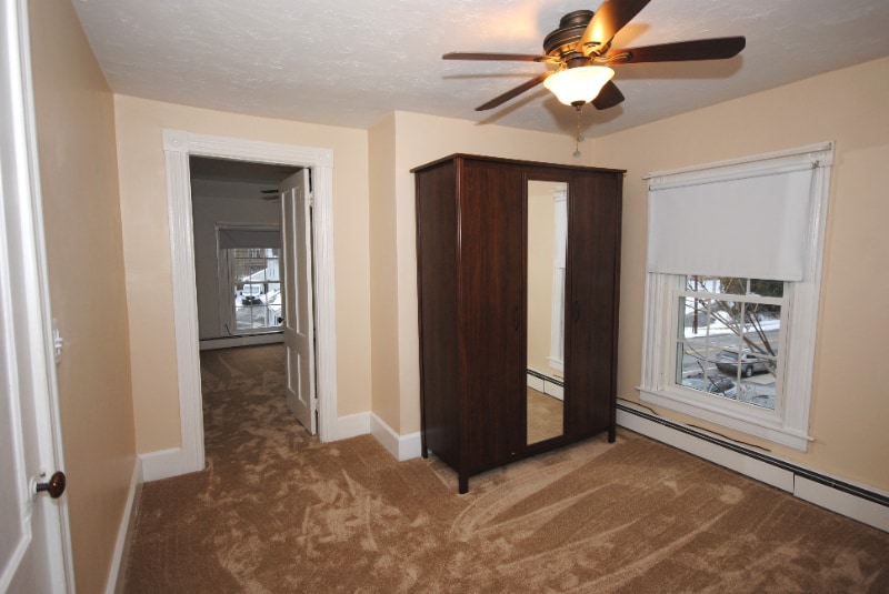 Building Photo - 79 School St