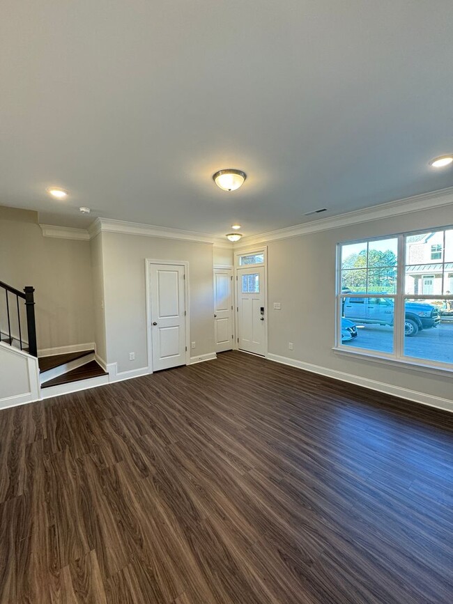 Building Photo - Beautiful, New Constuction Townhome Close ...