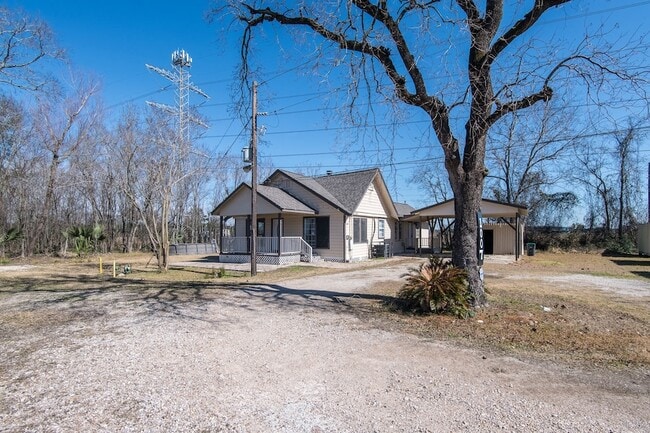 Building Photo - 1007 E Main St