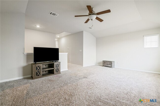 Building Photo - 10310 Mager Ln