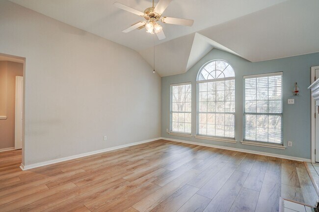 Building Photo - 9137 Fainwood Ln