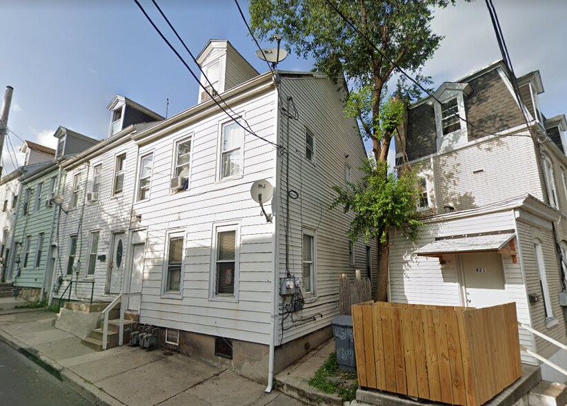 Building Photo - 139 S Lumber St