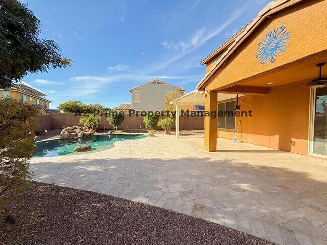 Building Photo - 18649 W Williams St