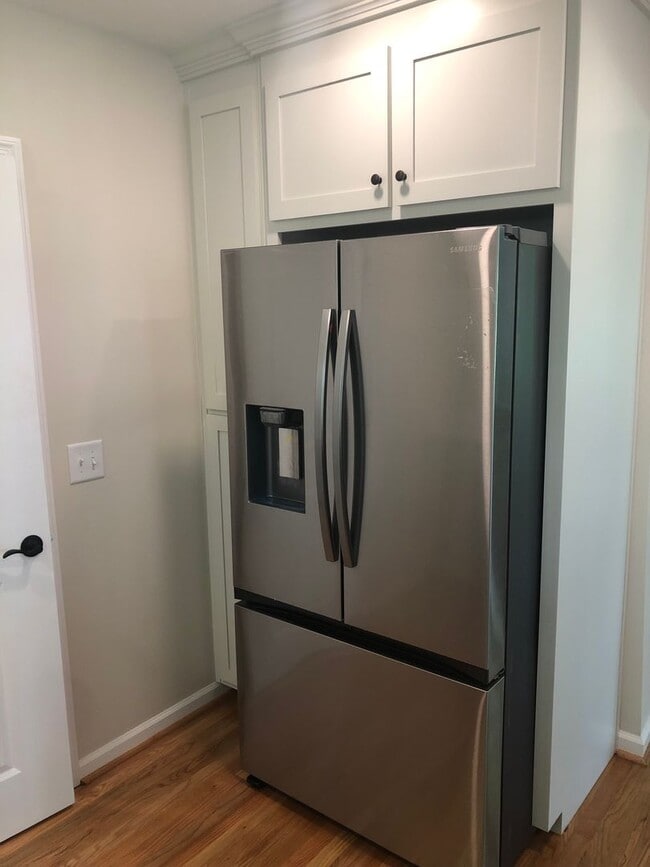 Building Photo - 5524 Rodgers Dr