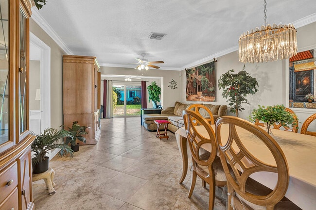 Building Photo - 6722 Moonlit Dr