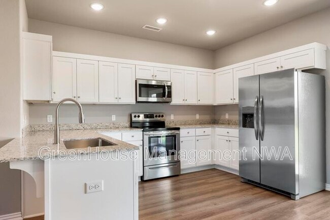 Building Photo - 210 Williams ct