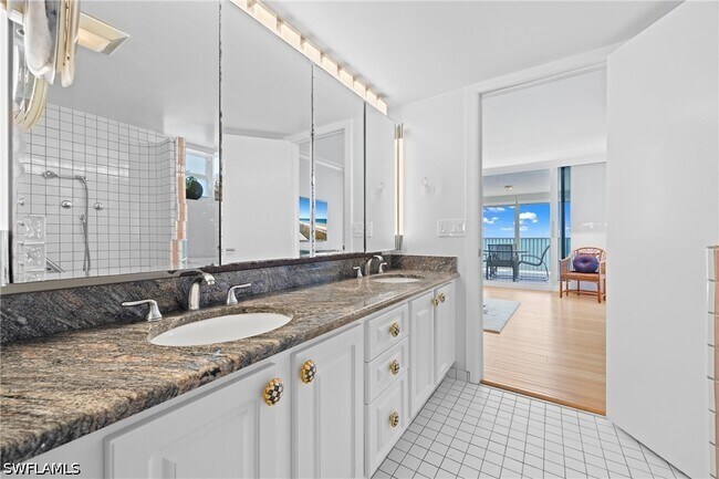 Building Photo - 10691 Gulf Shore Dr
