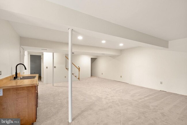 Building Photo - 13814 Leighfield St