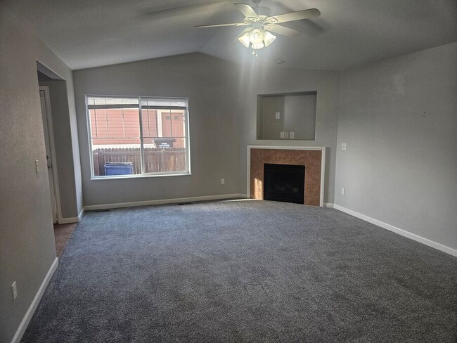 Building Photo - 6591 Watusi Rd