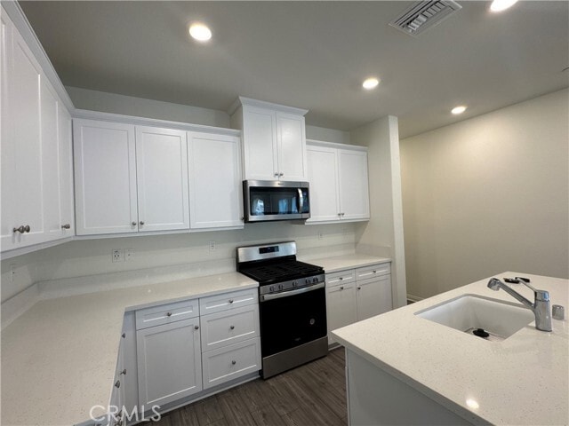Building Photo - 4011 E Coronado Privado