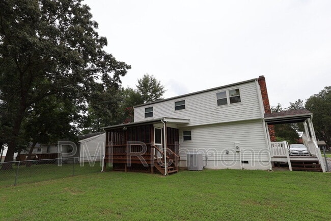 Building Photo - 15808 Tinsberry Pl