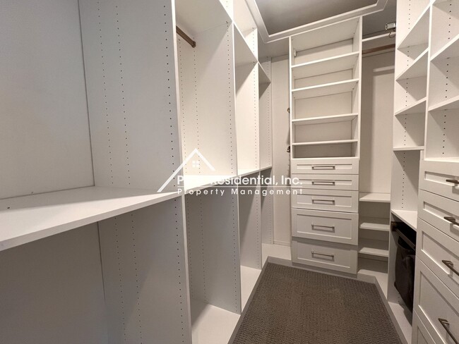 Building Photo - Elevated Luxury Living in This Updated 3BD/3.5BA Downtown Home with Private Rooftop