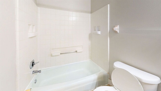 Building Photo - 191 Chittenden Ave