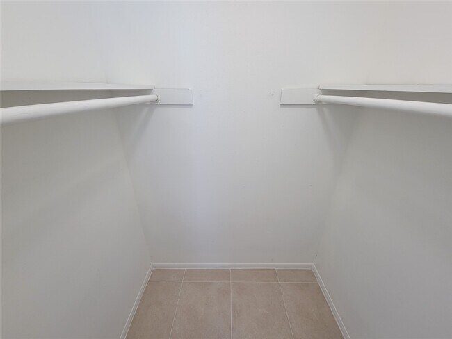 Building Photo - 14443 Golden Cypress Ln