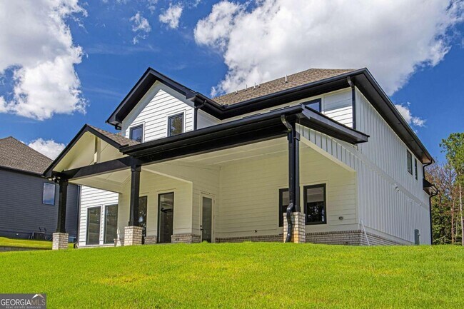 Building Photo - 83 Deer Cyn Dr