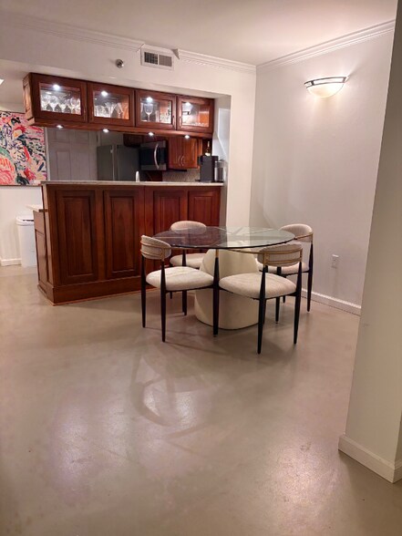 Building Photo - 795 Hammond Dr