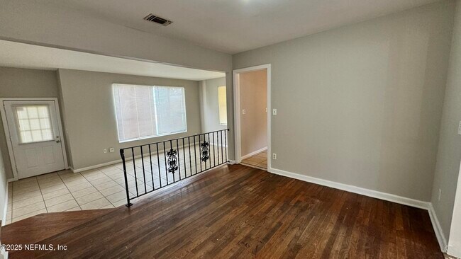 Building Photo - 6536 Anvers Blvd S
