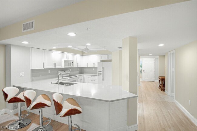 Building Photo - 21 Bluebill Ave