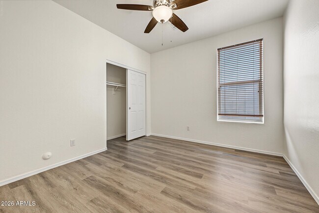 Building Photo - 15398 W MacKenzie Dr